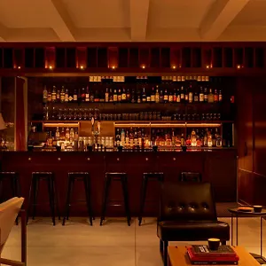 Arlo Nomad Hotel