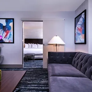 Hotel Fairfield By Marriott Manhattan Times Square, New York