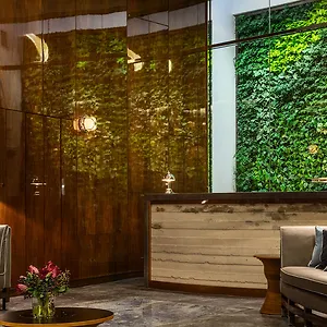 4* Hotel Hugo