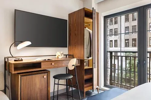 Le Meridien New York, Fifth Avenue Hotel